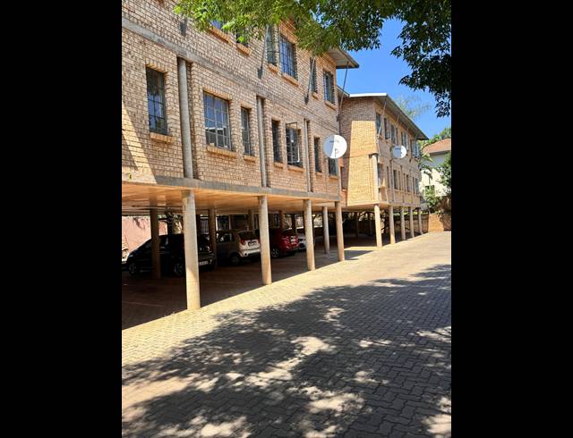 3 BEDROOM FLAT TO LET IN HATFIELD